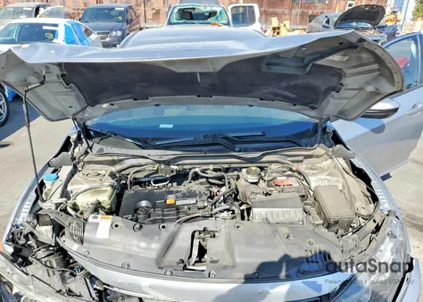 2018 Honda Civic Lx z USA, uszkodzony, nr VIN 2HGFC2F52JH608939